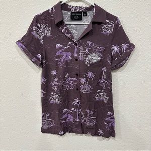 Harley Davidson women’s button up shirt size Medium